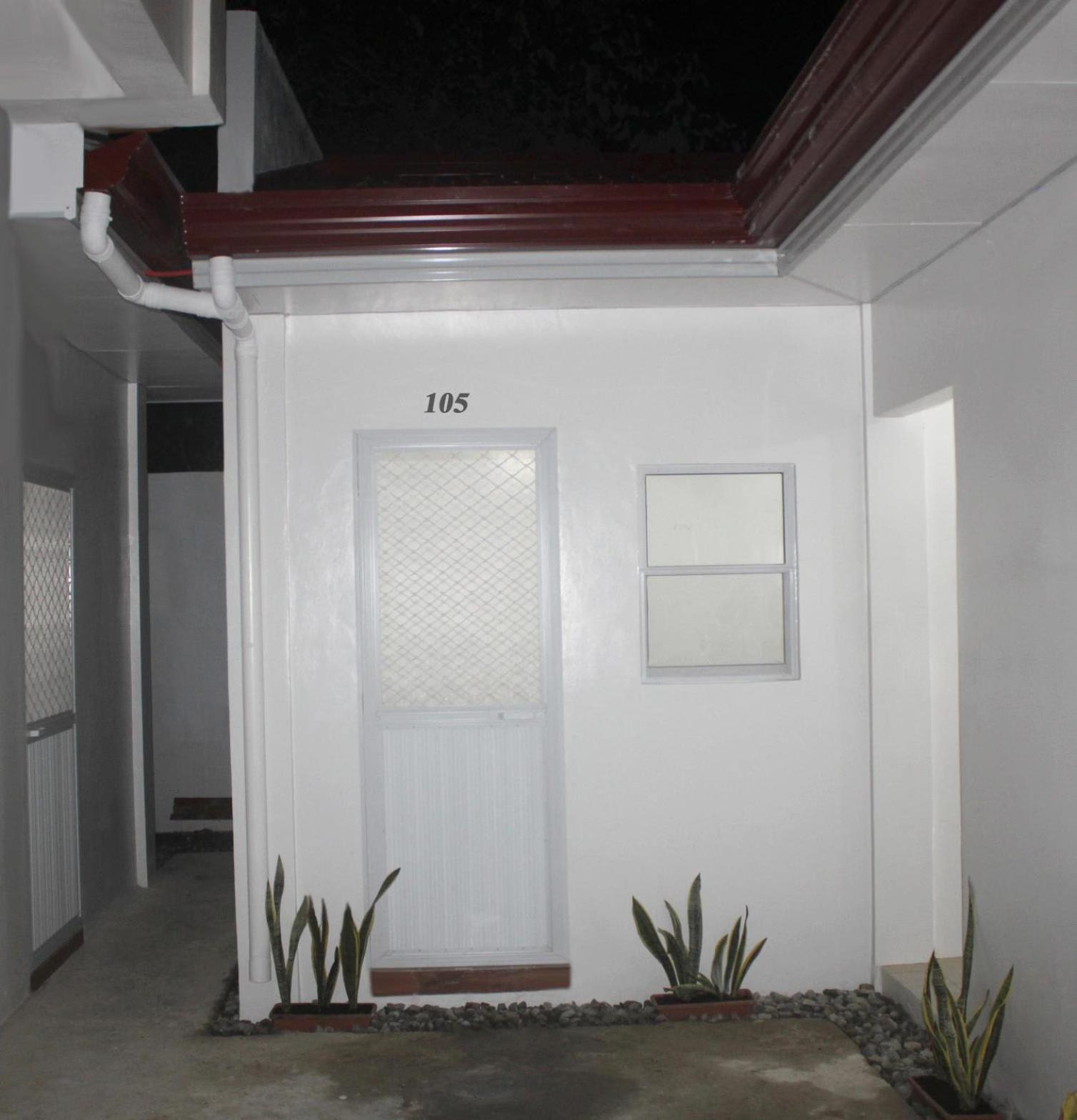 Leizel'S Bed & Breakfast Palompon Екстер'єр фото