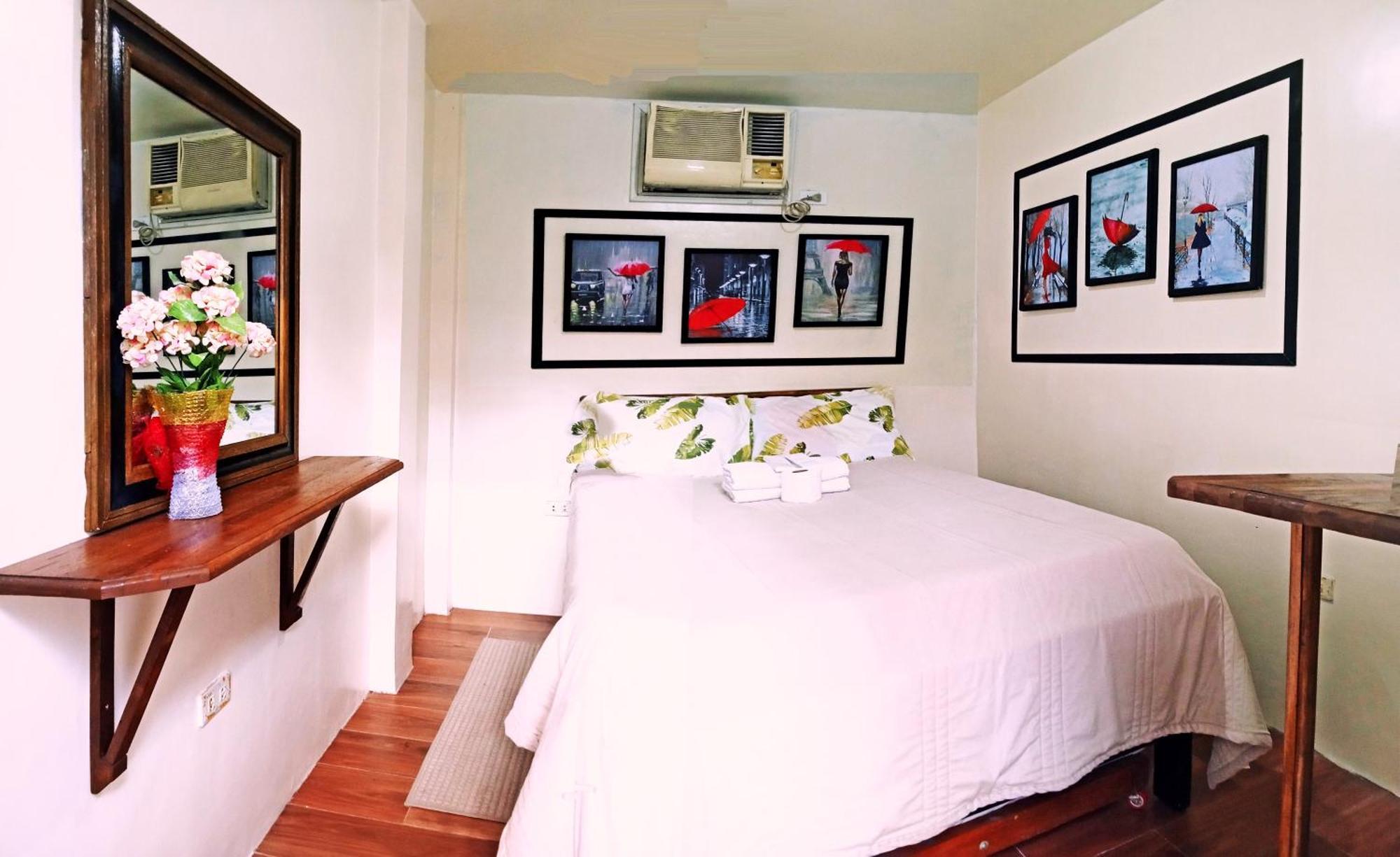 Leizel'S Bed & Breakfast Palompon Екстер'єр фото